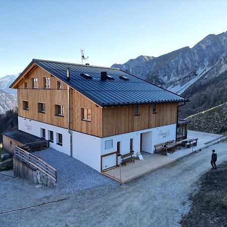 ホテル Edelweisshuette Ladurns Fleres エクステリア 写真