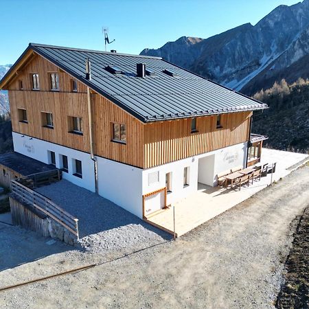 ホテル Edelweisshuette Ladurns Fleres エクステリア 写真