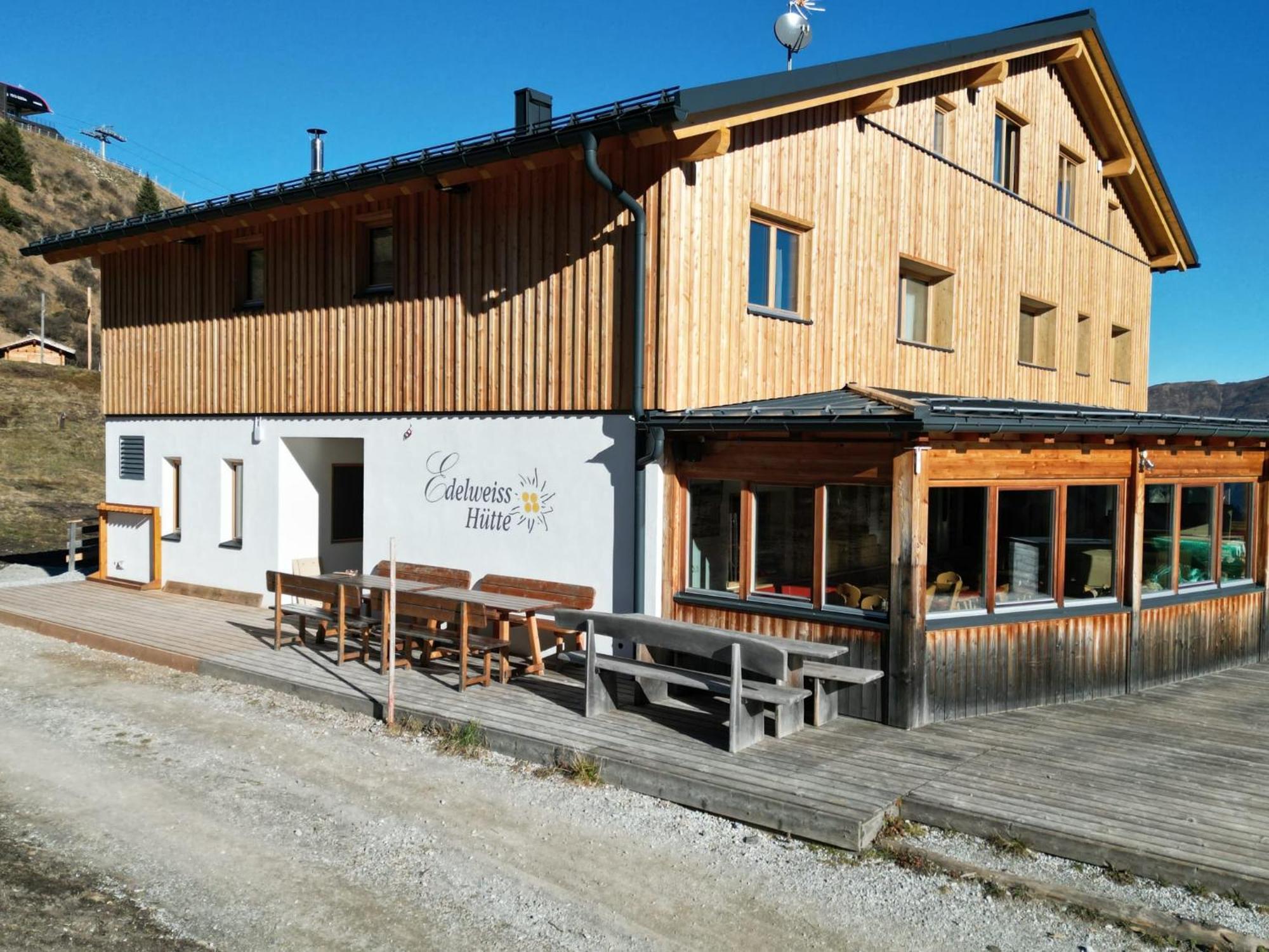 ホテル Edelweisshuette Ladurns Fleres エクステリア 写真