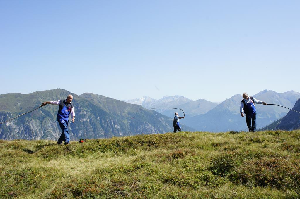 ホテル Berggasthaus Edelweisshutte Ladurns Fleres エクステリア 写真