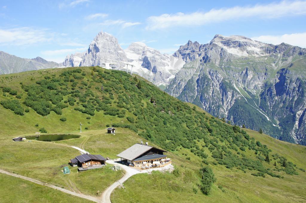 ホテル Edelweisshuette Ladurns Fleres エクステリア 写真