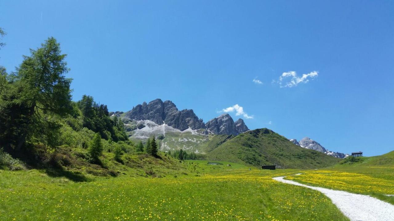 ホテル Berggasthaus Edelweisshutte Ladurns Fleres エクステリア 写真